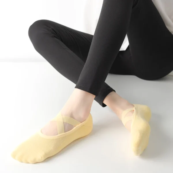 Meias Antiderrapantes para Pilates e Yoga - Veneza - Image 3
